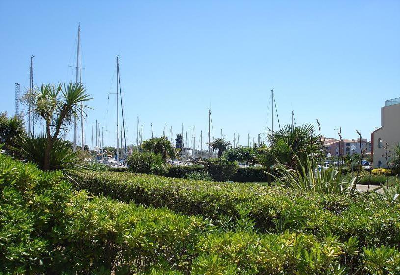 Appartement Abbaye Du Cap Tres Joli T2 Moderne Proche Port Abbaye Du Cap Cap D'agde *
